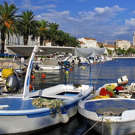 Apartment Aspalathos Centar - City Center, A Few Minutes' Walking Distance To The Unesco Palace, Parking Lot In Front Of The Apartment Split Dış mekan fotoğraf