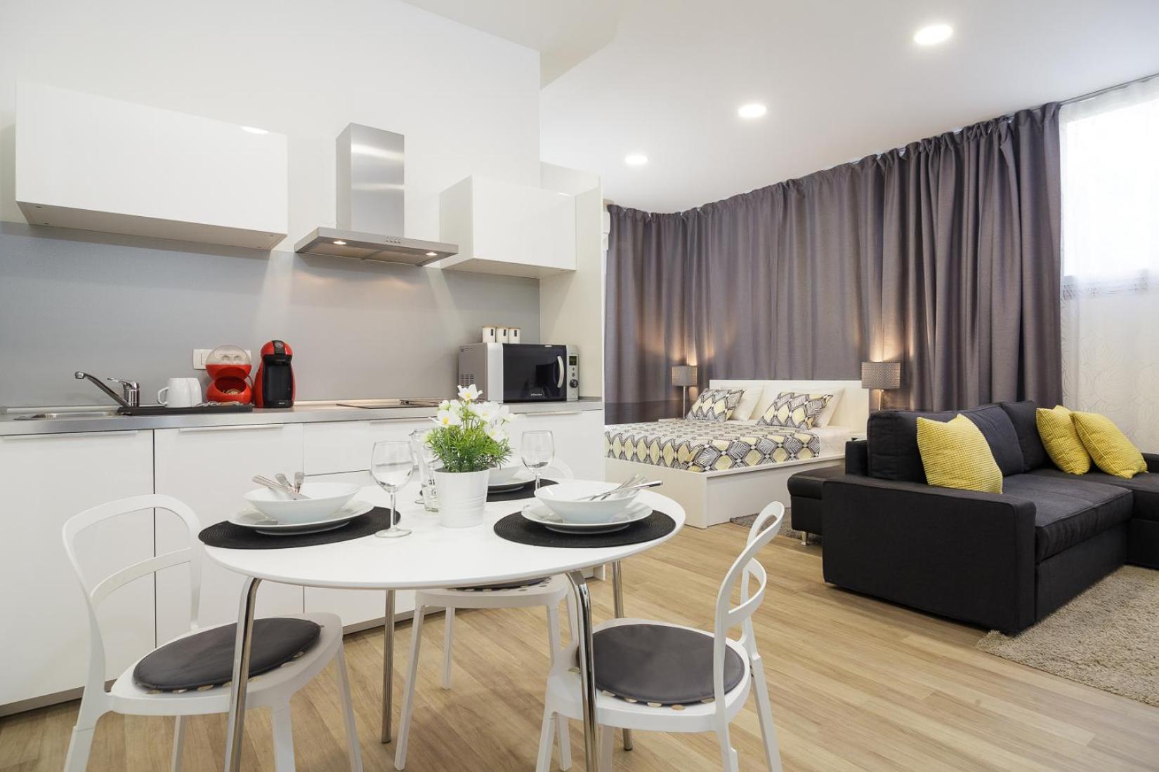 Apartment Aspalathos Centar - City Center, A Few Minutes' Walking Distance To The Unesco Palace, Parking Lot In Front Of The Apartment Split Dış mekan fotoğraf